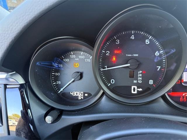 used 2022 Porsche Macan car, priced at $40,999