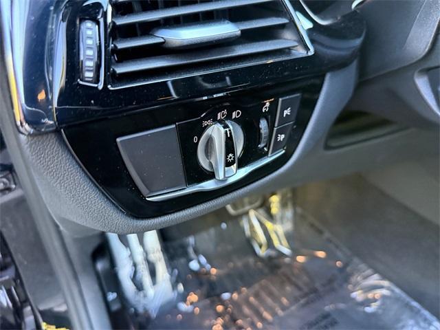 used 2022 BMW M5 car, priced at $73,219