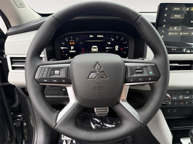 new 2025 Mitsubishi Outlander car, priced at $39,645