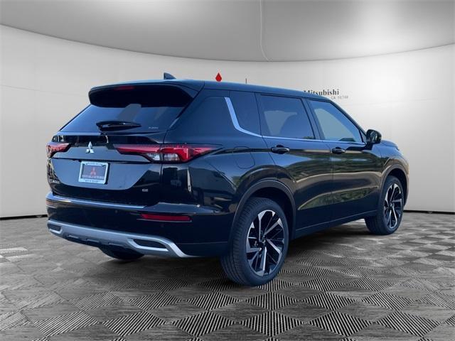 new 2024 Mitsubishi Outlander car, priced at $30,870