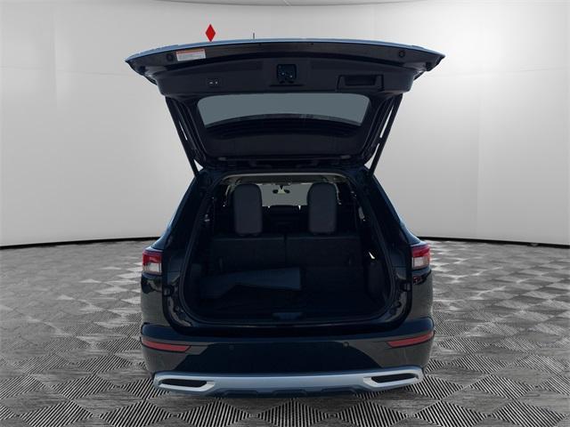 used 2024 Mitsubishi Outlander car, priced at $22,499