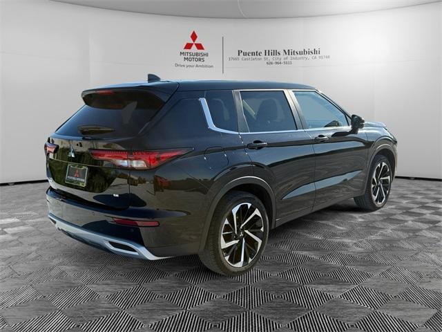 used 2024 Mitsubishi Outlander car, priced at $22,499