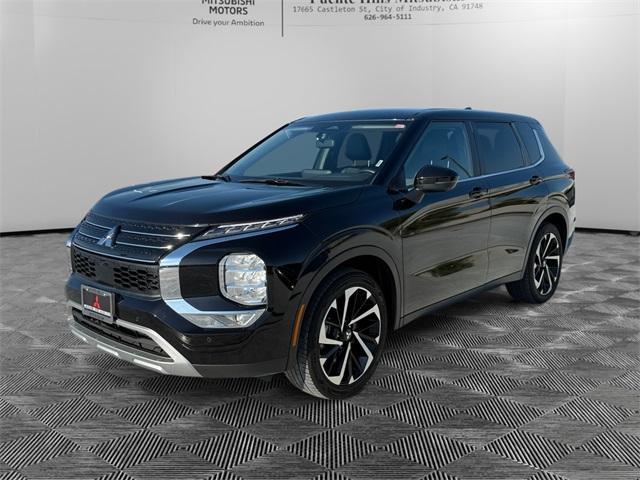 used 2024 Mitsubishi Outlander car, priced at $22,499