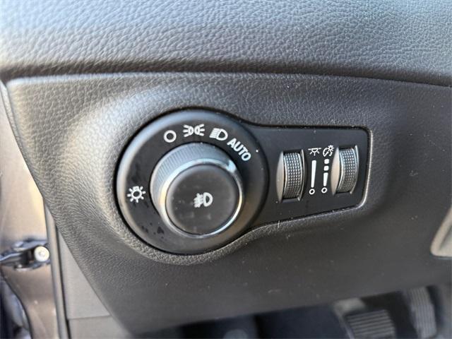 used 2019 Jeep Compass car, priced at $11,999