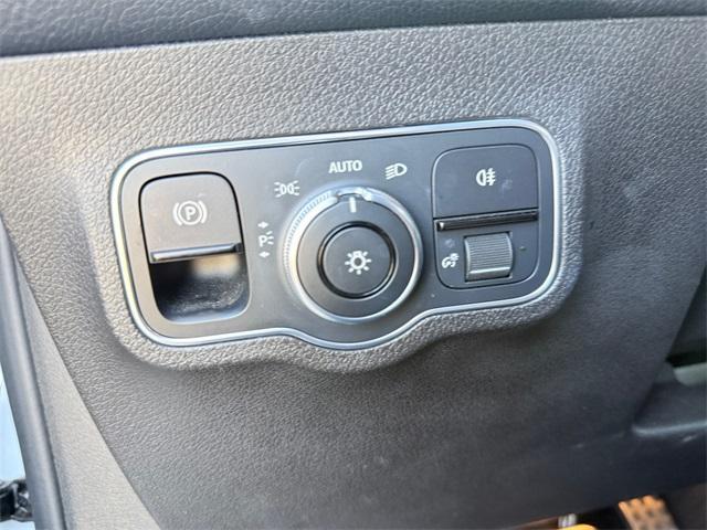 used 2020 Mercedes-Benz GLB 250 car, priced at $26,995