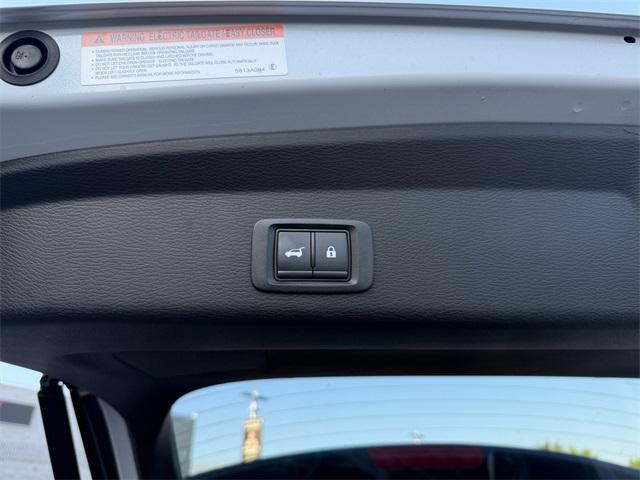 new 2025 Mitsubishi Outlander car, priced at $38,540