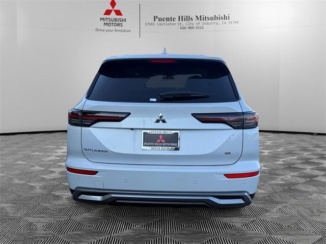 new 2025 Mitsubishi Outlander car, priced at $38,540