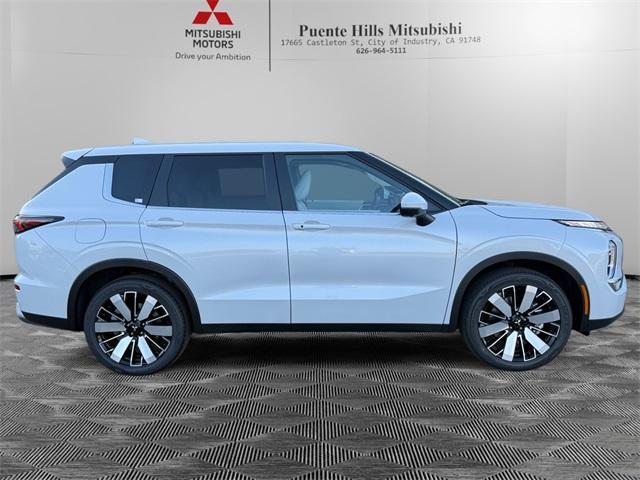 new 2025 Mitsubishi Outlander car, priced at $38,540