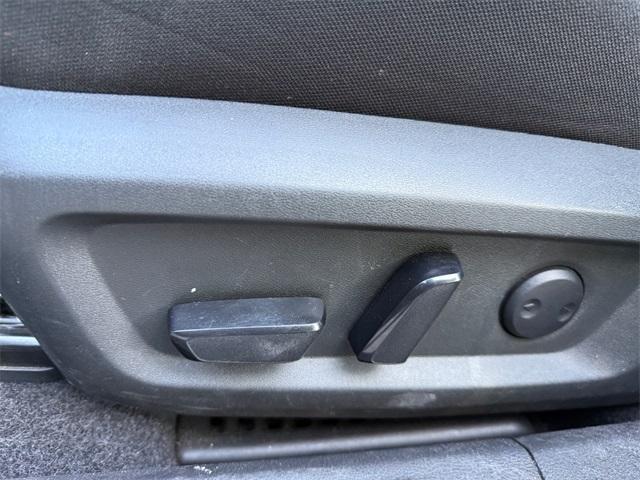 used 2022 Nissan Rogue car, priced at $18,750