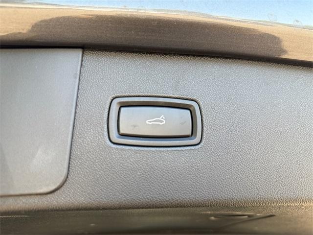 used 2023 Porsche Cayenne car, priced at $59,556