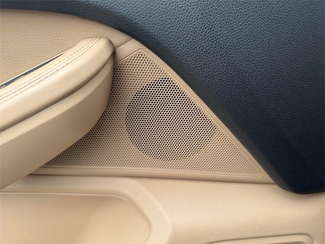 used 2021 Porsche Macan car, priced at $32,164