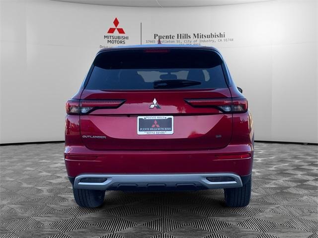 new 2024 Mitsubishi Outlander car, priced at $31,810