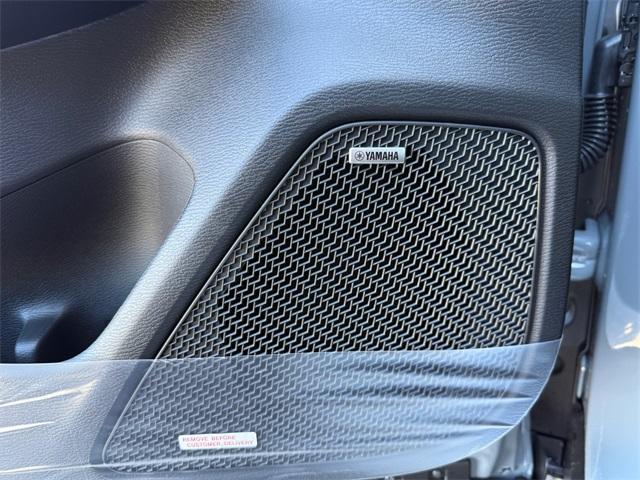 new 2025 Mitsubishi Outlander car, priced at $42,560