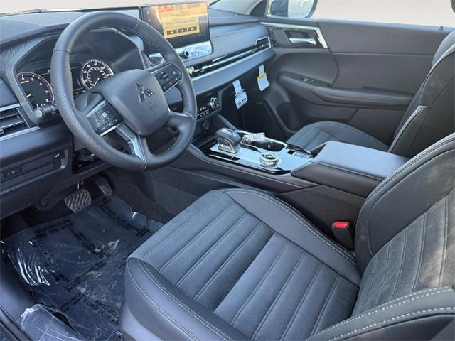 new 2025 Mitsubishi Outlander car, priced at $34,875