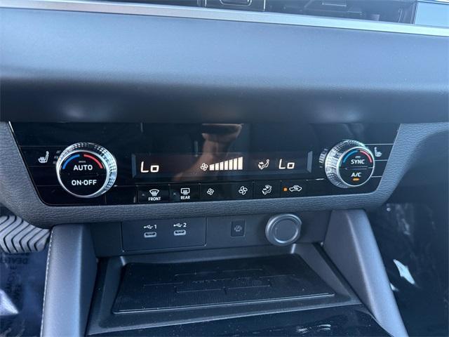 new 2025 Mitsubishi Outlander car, priced at $34,875