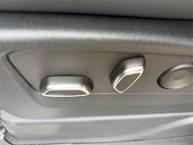 used 2023 Cadillac Escalade ESV car, priced at $65,987