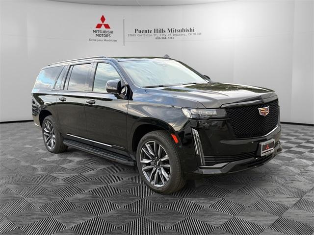 used 2023 Cadillac Escalade ESV car, priced at $65,987