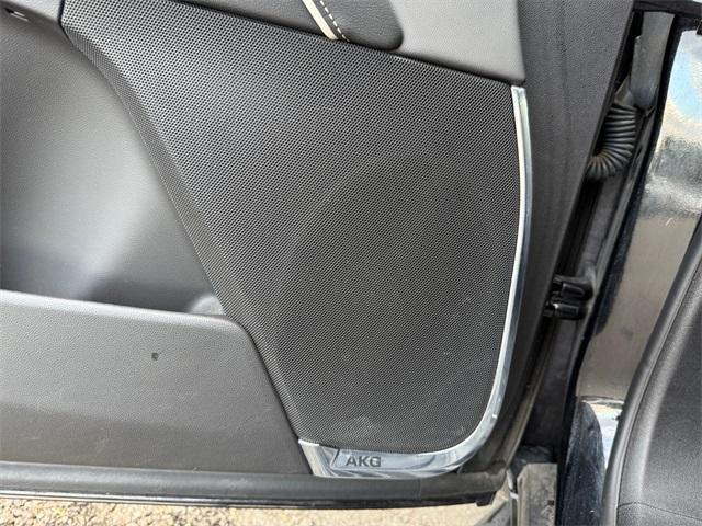 used 2023 Cadillac Escalade ESV car, priced at $65,987