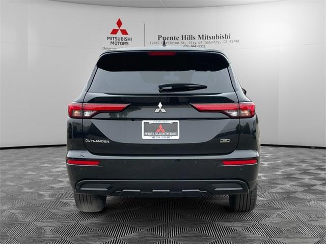 new 2024 Mitsubishi Outlander car, priced at $31,155