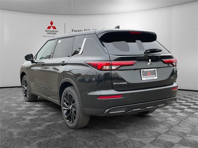 new 2024 Mitsubishi Outlander car, priced at $31,155