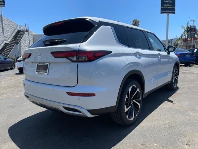 new 2024 Mitsubishi Outlander car, priced at $31,660