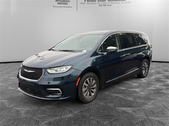 used 2022 Chrysler Pacifica Hybrid car, priced at $29,899