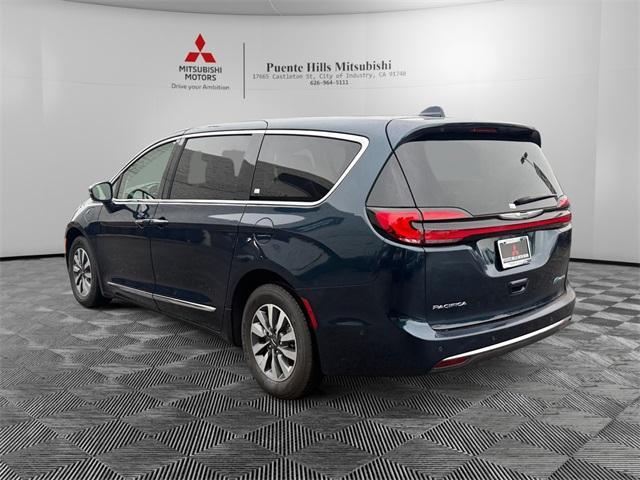 used 2022 Chrysler Pacifica Hybrid car, priced at $29,899