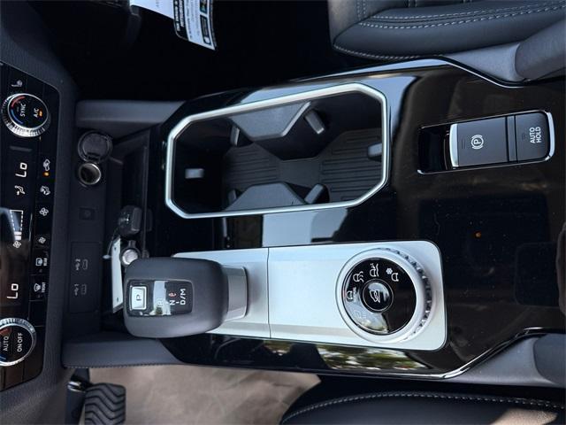 new 2025 Mitsubishi Outlander car, priced at $35,115