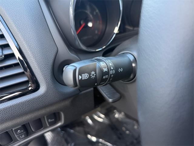 new 2025 Mitsubishi Outlander Sport car, priced at $28,660