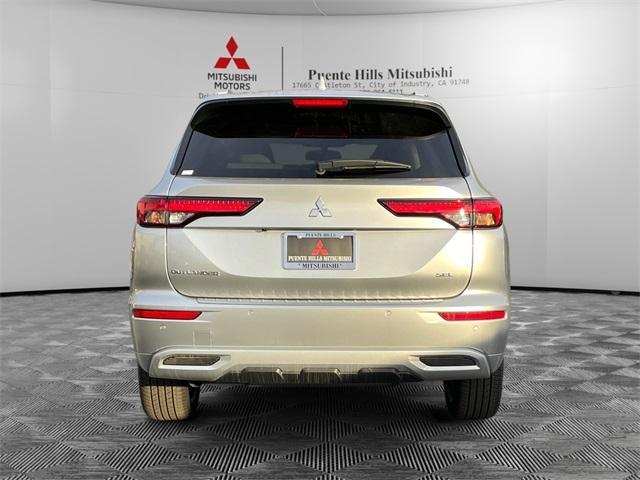 new 2024 Mitsubishi Outlander car, priced at $39,945