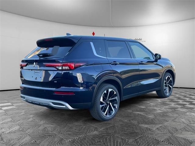 new 2024 Mitsubishi Outlander car, priced at $28,475