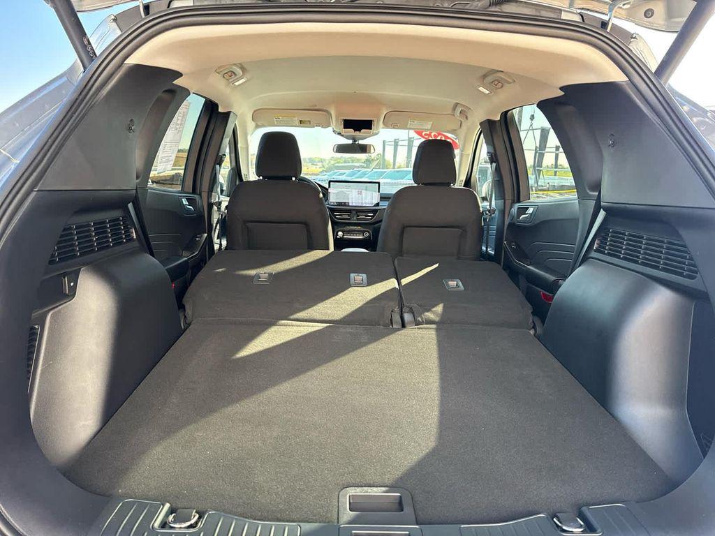 used 2023 Ford Escape car, priced at $25,995