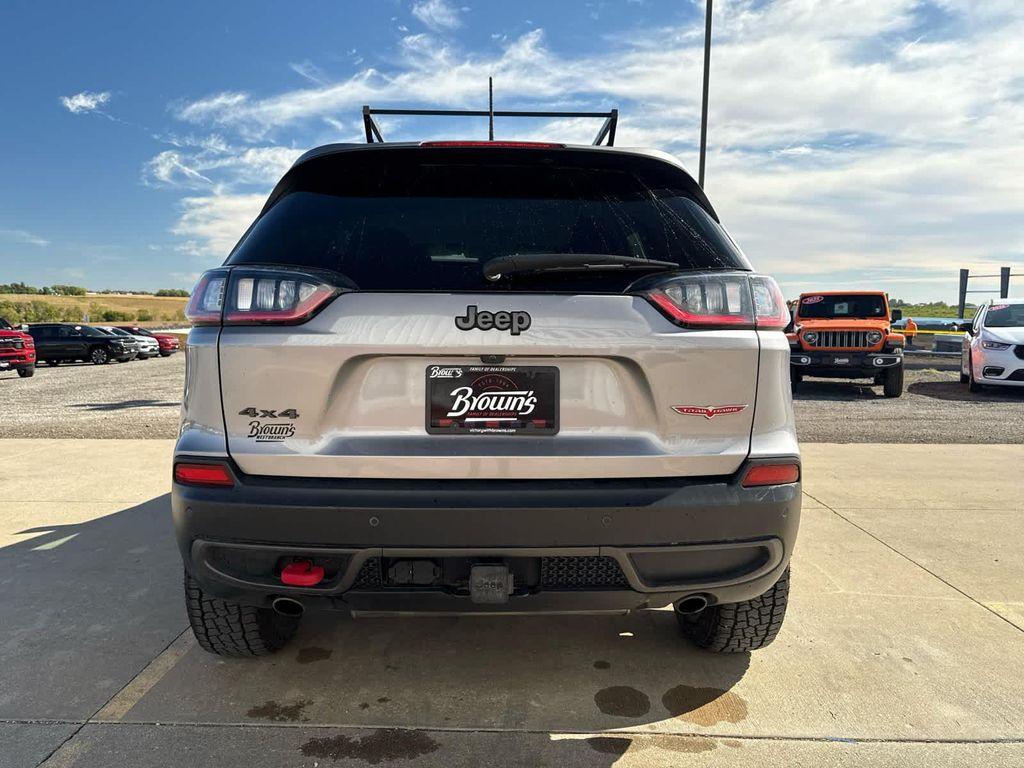 used 2022 Jeep Cherokee car, priced at $22,995