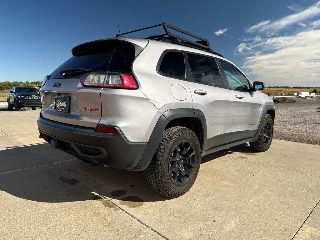 used 2022 Jeep Cherokee car, priced at $22,995