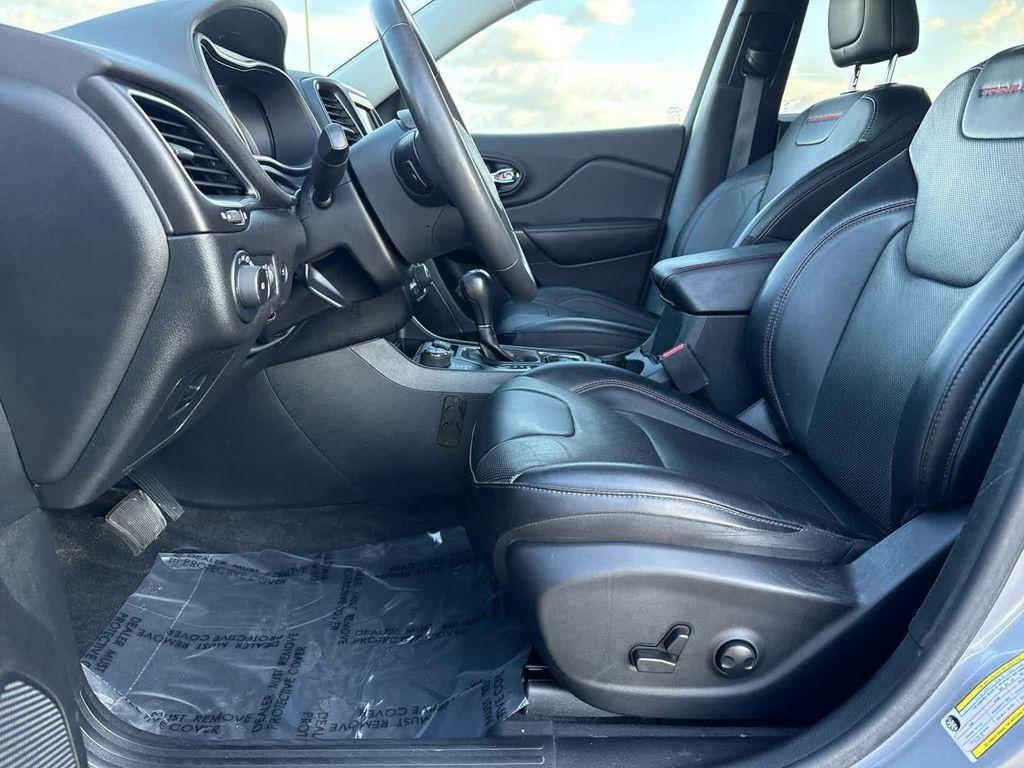 used 2022 Jeep Cherokee car, priced at $24,995