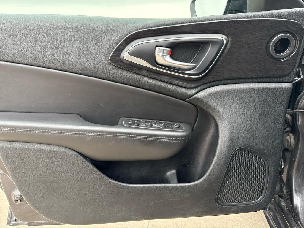 used 2015 Chrysler 200 car, priced at $10,295