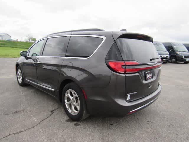 used 2022 Chrysler Pacifica car, priced at $27,550