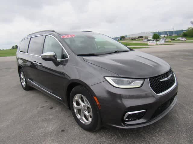 used 2022 Chrysler Pacifica car, priced at $27,550