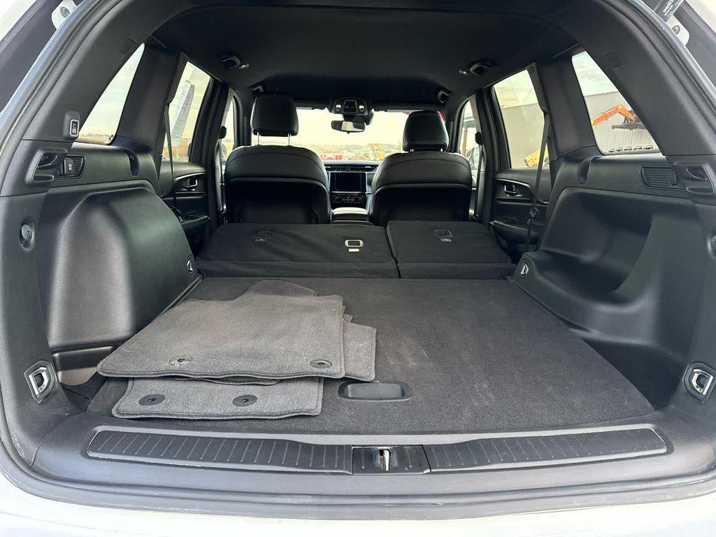 used 2023 Jeep Grand Cherokee car, priced at $32,495