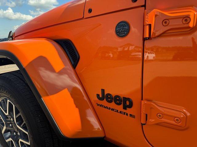 new 2025 Jeep Wrangler car, priced at $53,165
