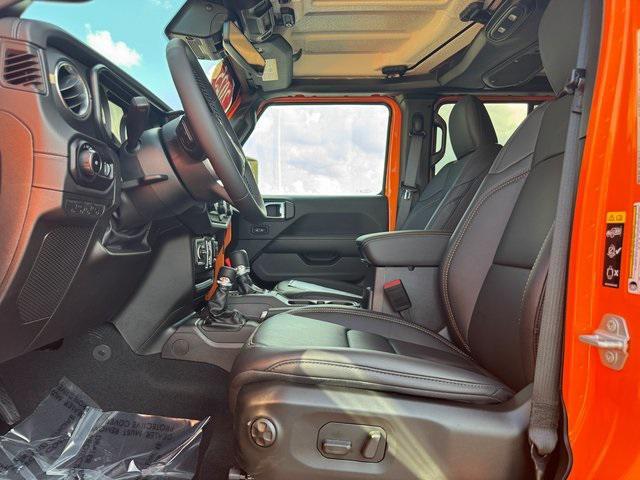 new 2025 Jeep Wrangler car, priced at $53,165