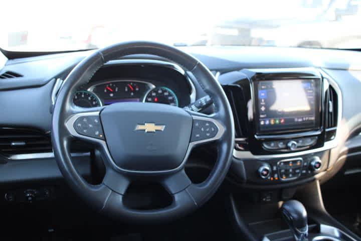 used 2021 Chevrolet Traverse car, priced at $27,995