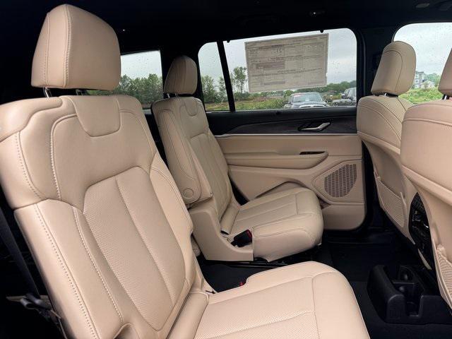 new 2025 Jeep Grand Cherokee L car, priced at $51,962