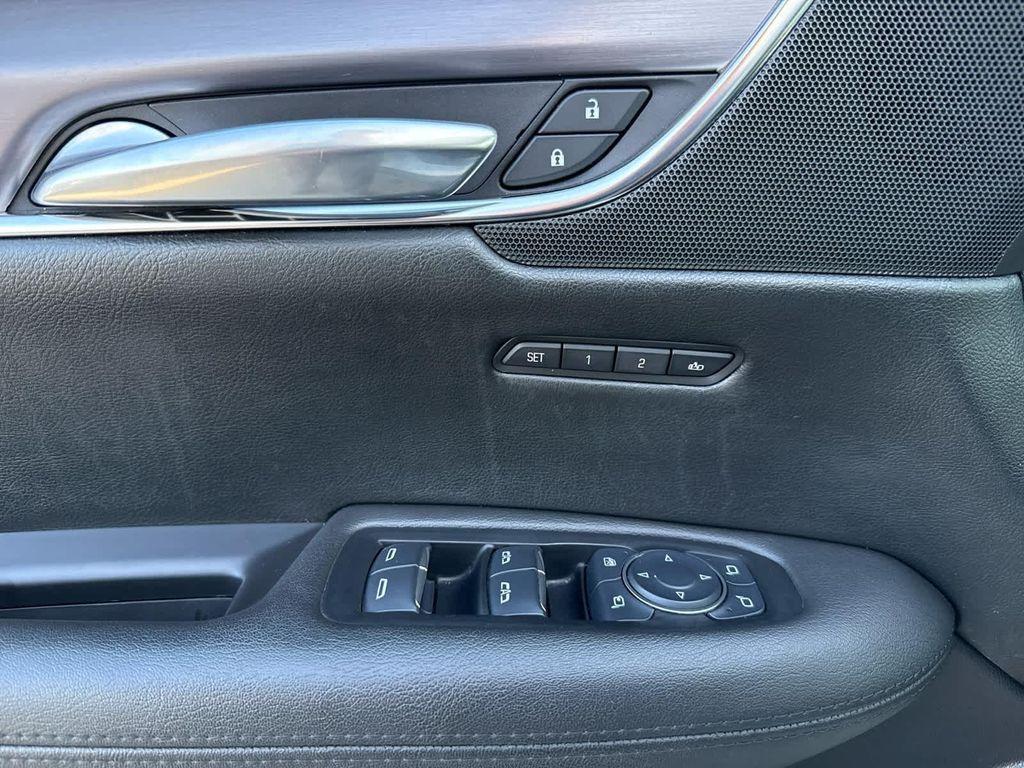 used 2017 Cadillac XT5 car, priced at $19,495