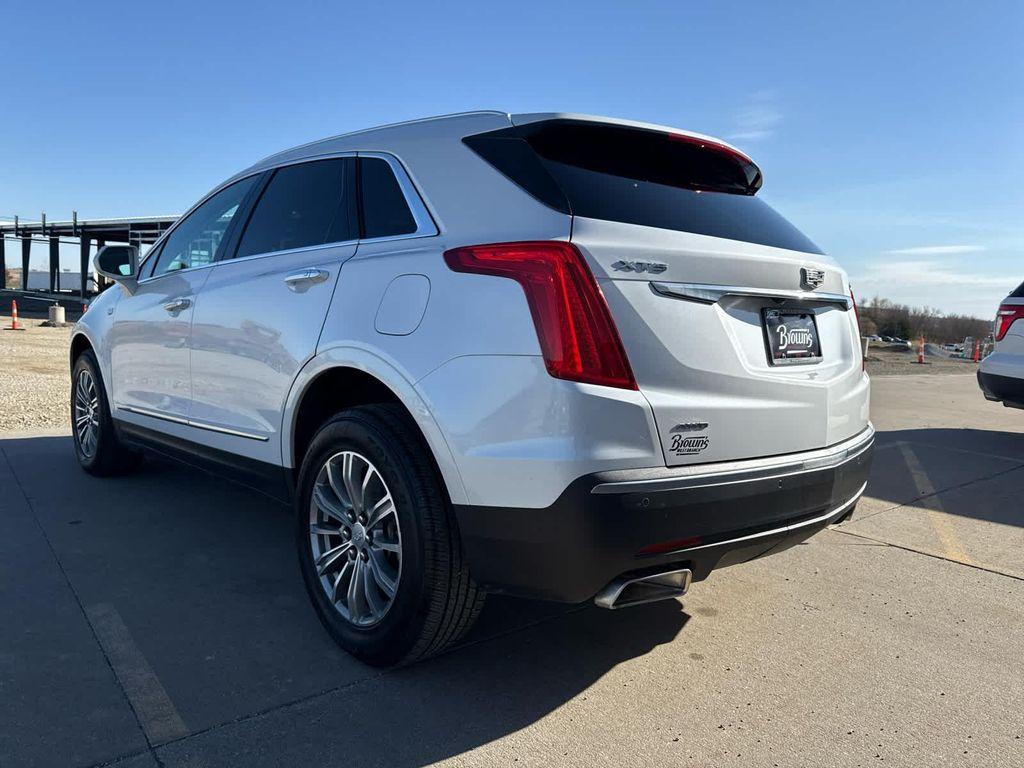 used 2017 Cadillac XT5 car, priced at $19,495