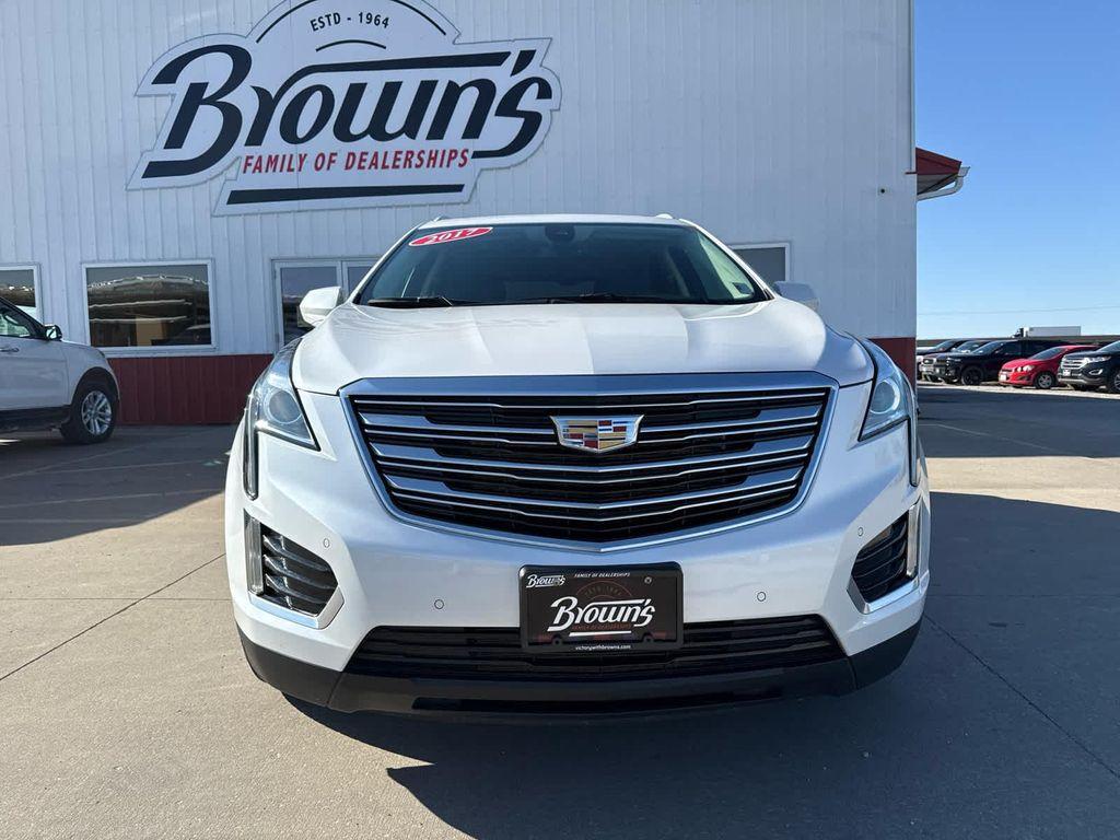 used 2017 Cadillac XT5 car, priced at $19,495