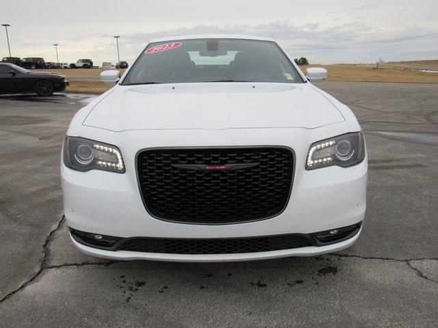 new 2023 Chrysler 300 car, priced at $38,199