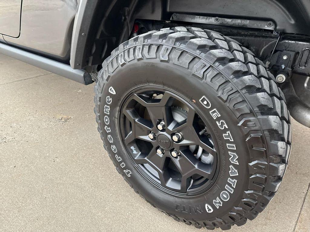 used 2022 Jeep Gladiator car, priced at $35,995