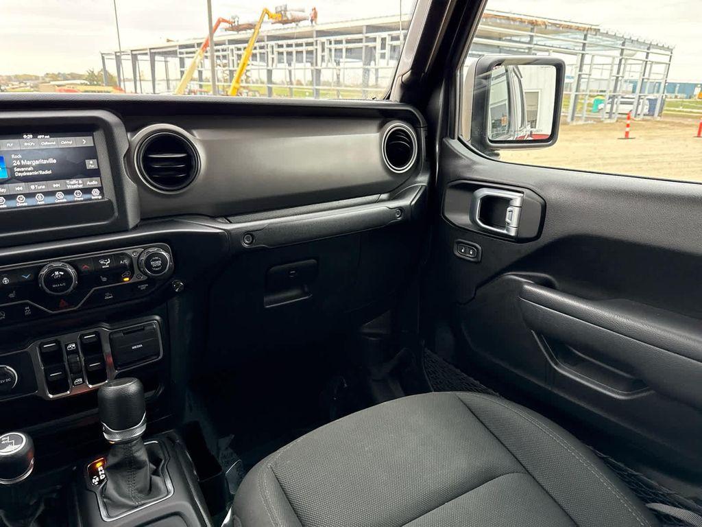 used 2022 Jeep Gladiator car, priced at $35,995