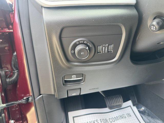 new 2025 Jeep Grand Cherokee car, priced at $51,006
